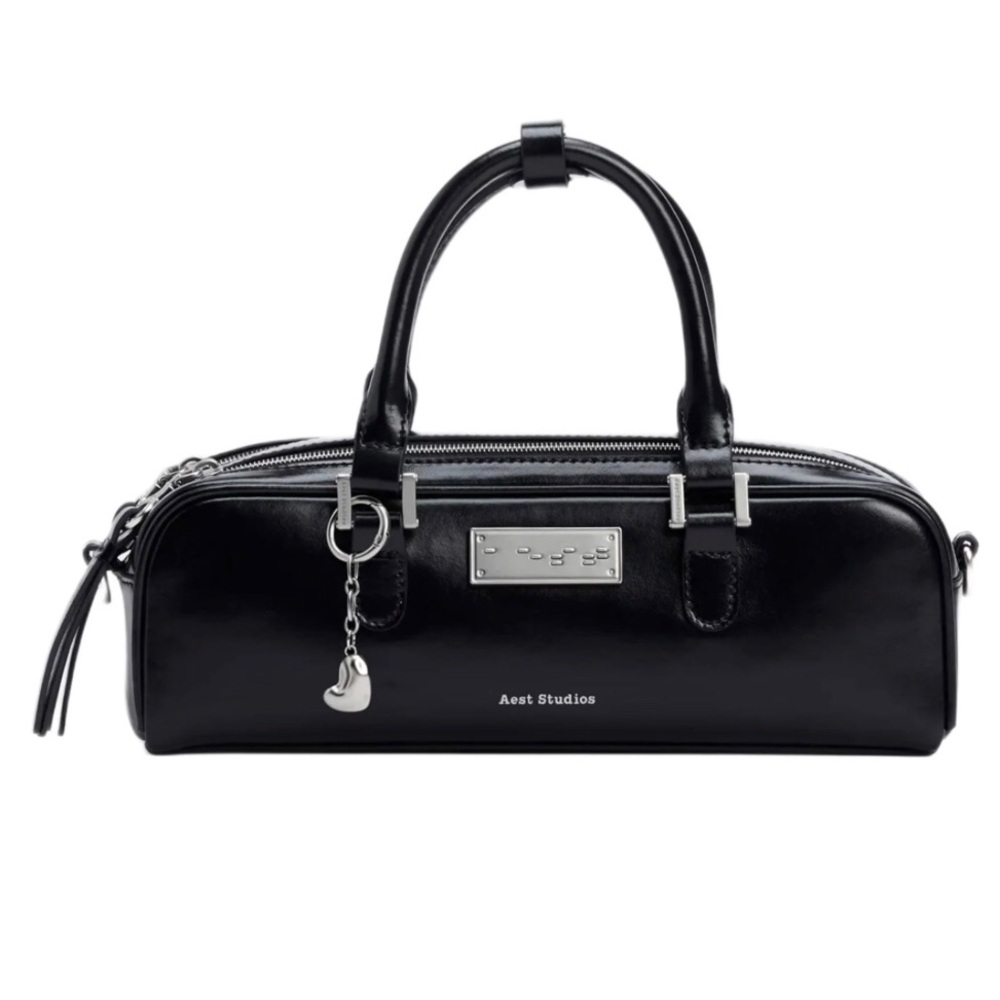 Aset Studios Capture Small Baguette Bag